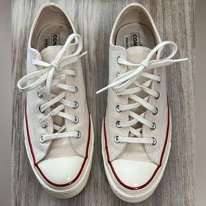 Converse Chuck Taylor 70 low top Unisex sneaker size 10W/8M -Like new